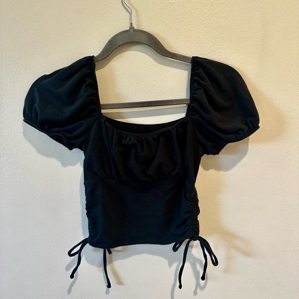 Hollister Black Puff Sleeve Crop Blouse